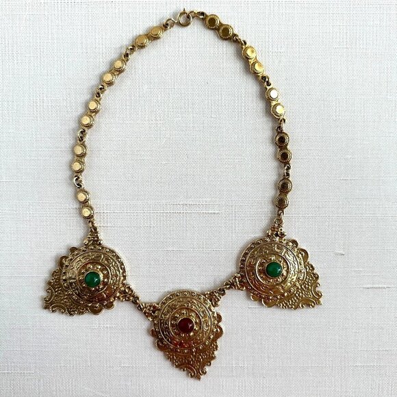 1960s Gold Medallion Bib Necklace - Picture 7 of 16